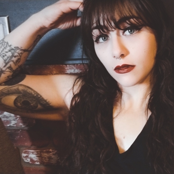 Meet your Posher, Darling - Picture 2 of 6